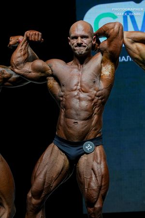 CLASSIC PHYSIQUE НОВИЧКИ